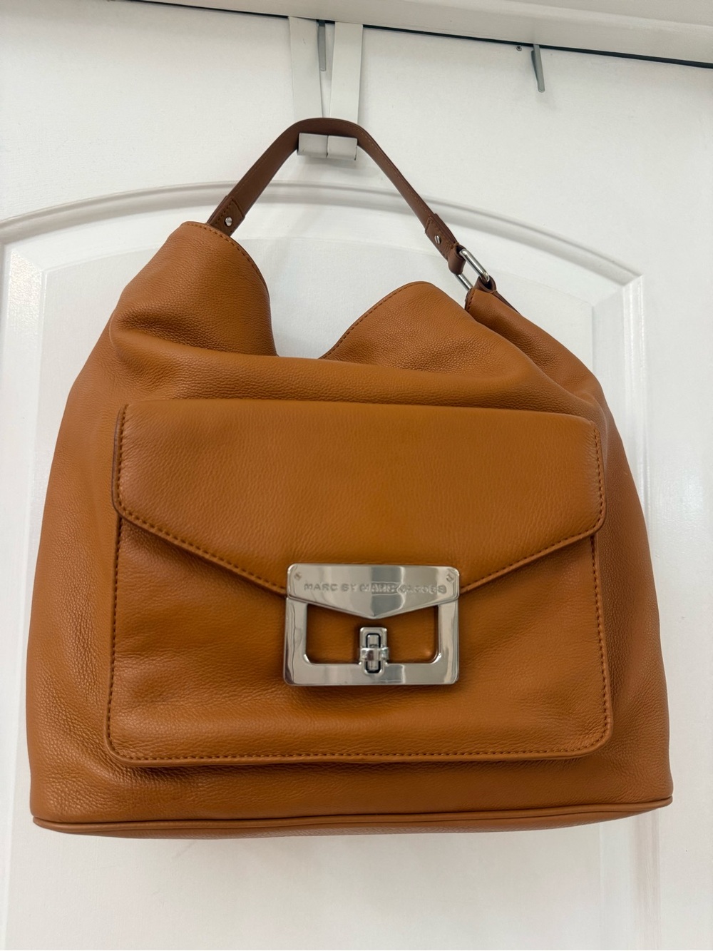 Marc by Marc Jacobs Bianca Leather Hobo Bag in Tan/Cognac Brown Pebble Leather. - Picture 12 of 17